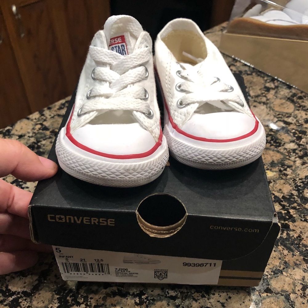 Converse white, size toddler US 5